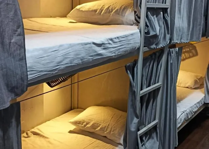 Saffron Dormitory Goregaon East Mumbai